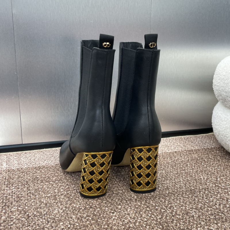 ch**an D*or boots
